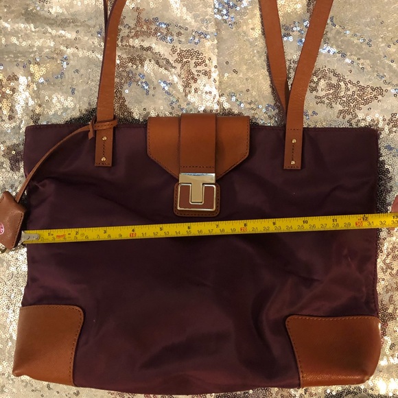 Tory Burch Handbags - Tory Burch small tote